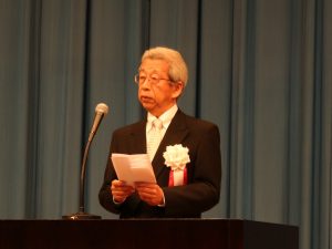 堀峰生学長