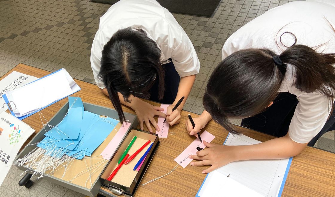 【上級学校訪問】長岡市立堤岡中学校の生徒の皆さんが大学見学に来てくれました! 新潟経営大学 【上級学校訪問】長岡市立堤岡中学校の生徒の皆さんが大学見学に来てくれました! 新潟経営大学